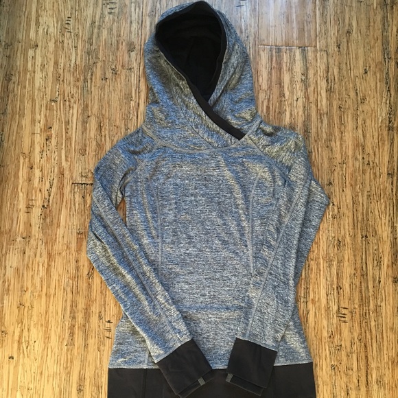 lululemon hooded pullover